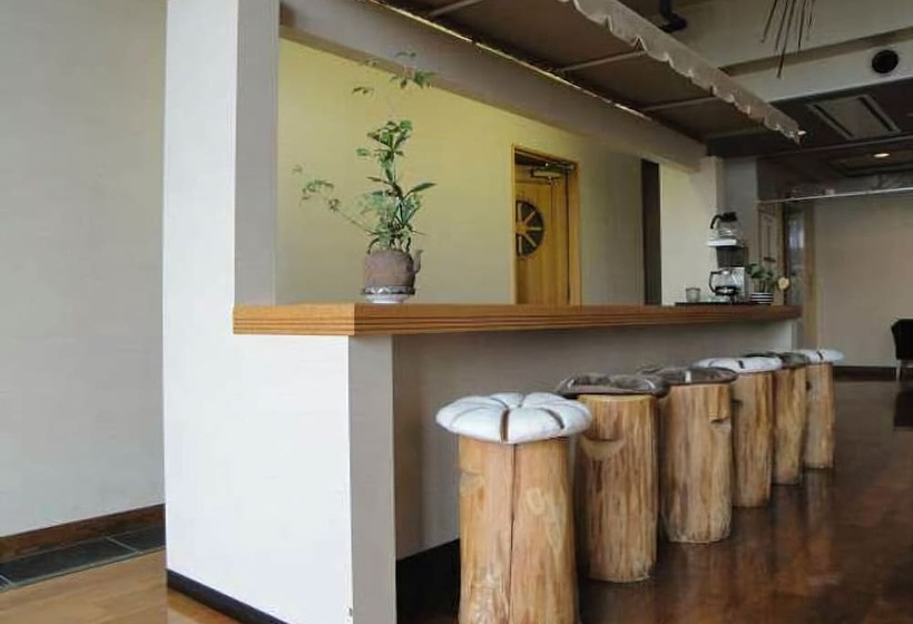 호텔 Hiizurukurenainoyado Katsuurakanko