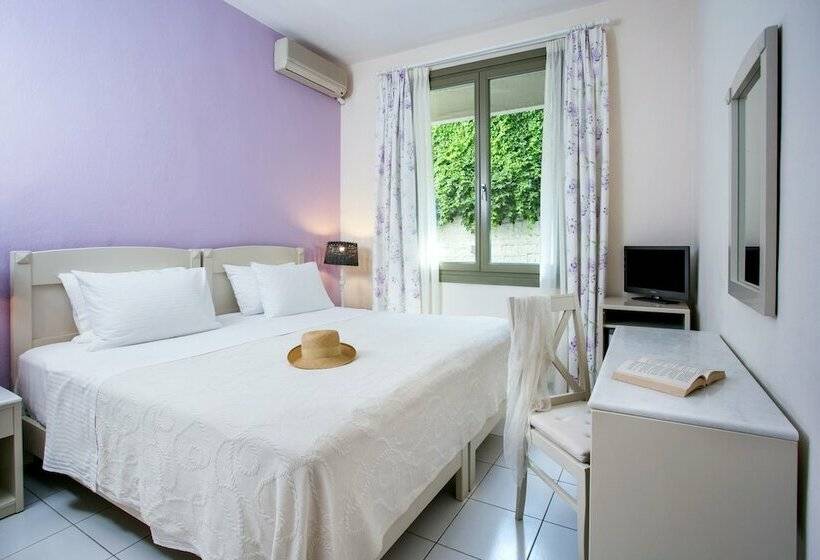 Отель Kenta Beach