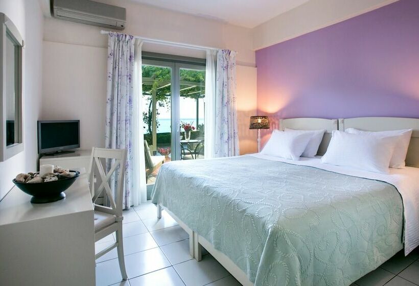 Отель Kenta Beach