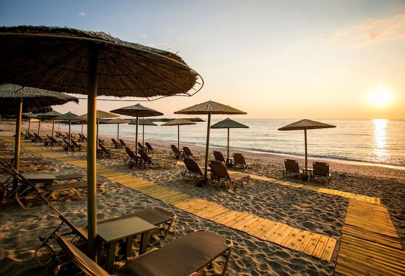 Отель Kenta Beach