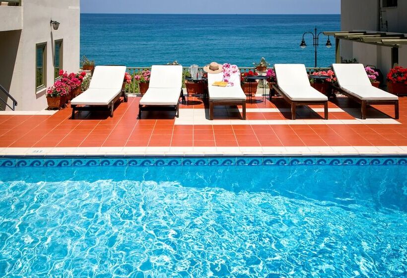 Отель Kenta Beach