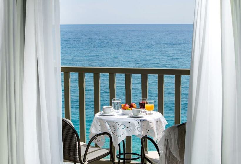 Отель Kenta Beach