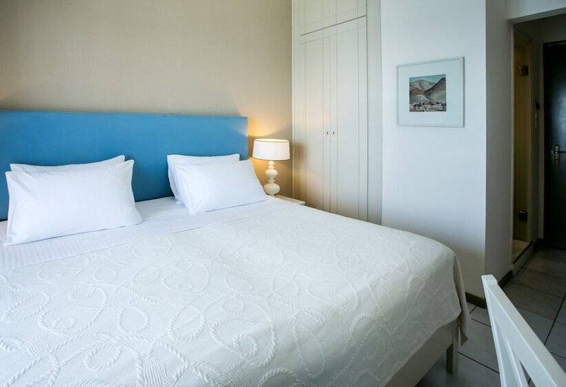 Отель Kenta Beach