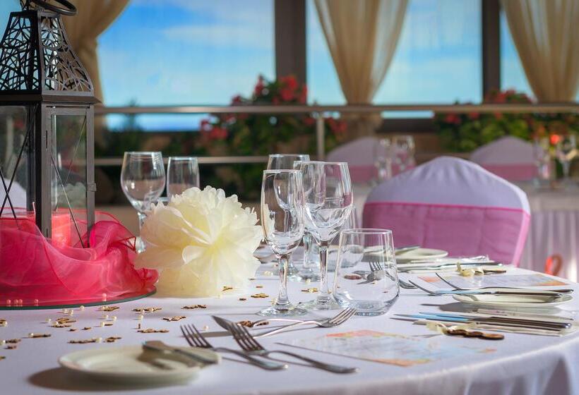 فندق La Marquise Luxury Resort Complex