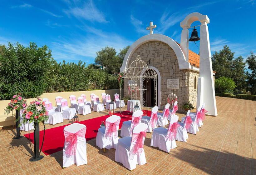 فندق La Marquise Luxury Resort Complex