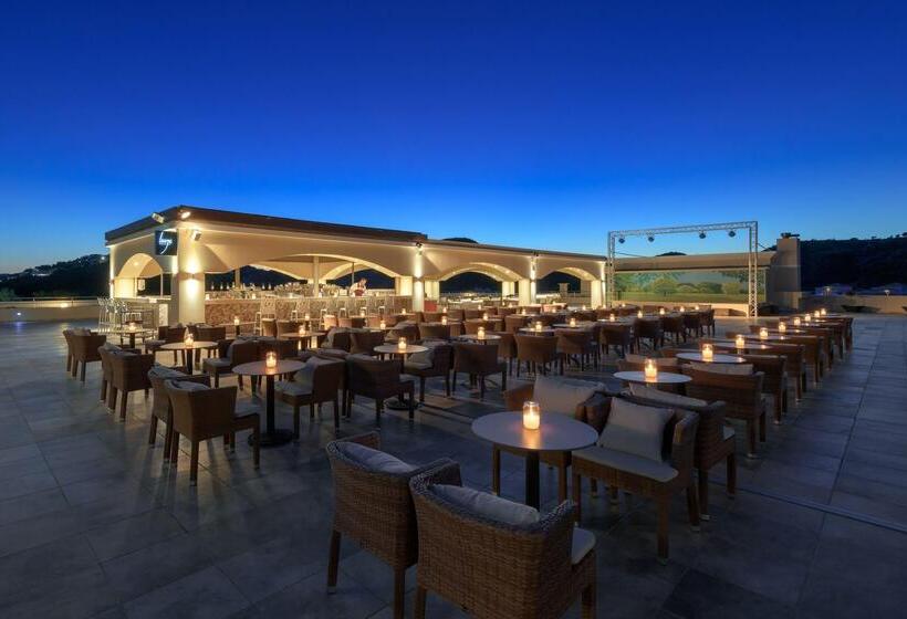 فندق La Marquise Luxury Resort Complex