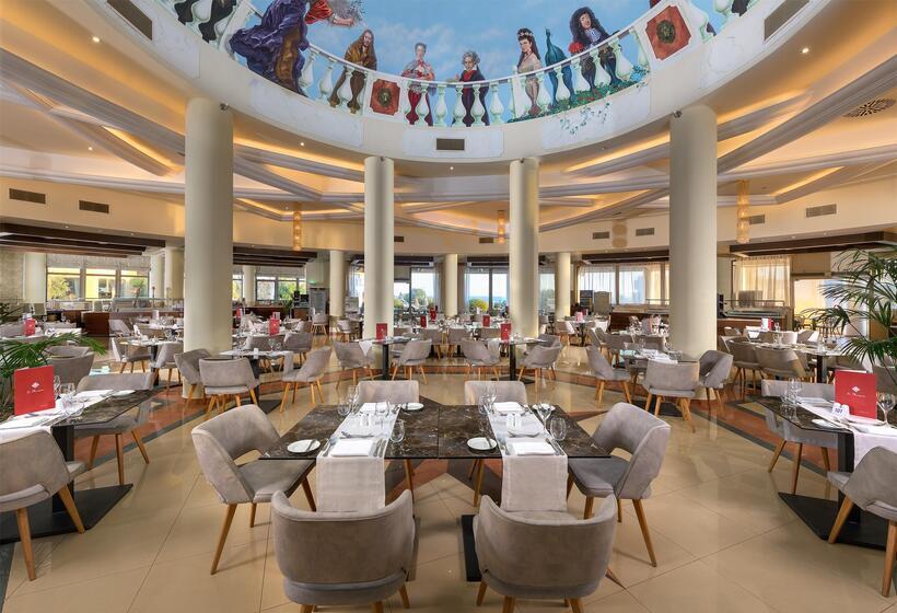 فندق La Marquise Luxury Resort Complex