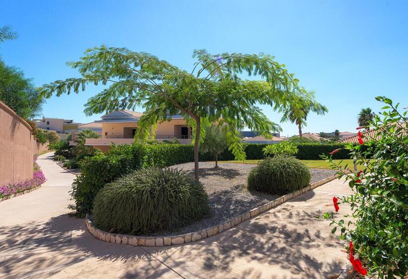 فندق La Marquise Luxury Resort Complex