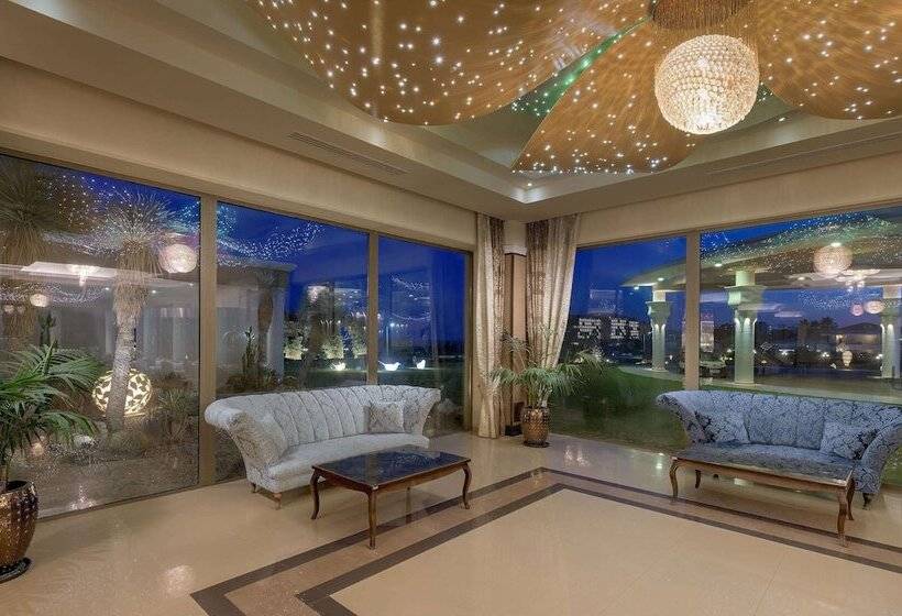 فندق La Marquise Luxury Resort Complex