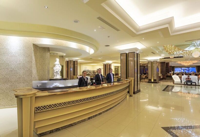 فندق La Marquise Luxury Resort Complex