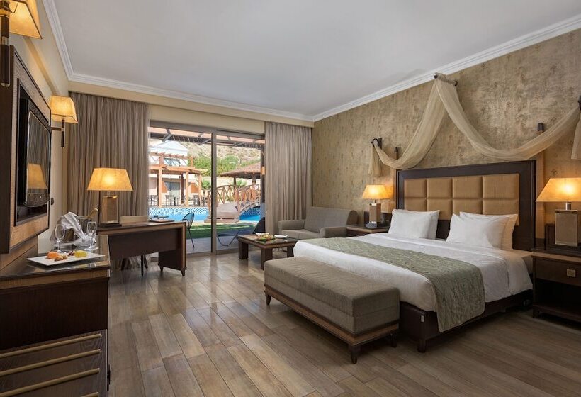 فندق La Marquise Luxury Resort Complex