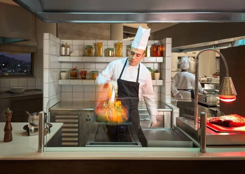 فندق La Marquise Luxury Resort Complex