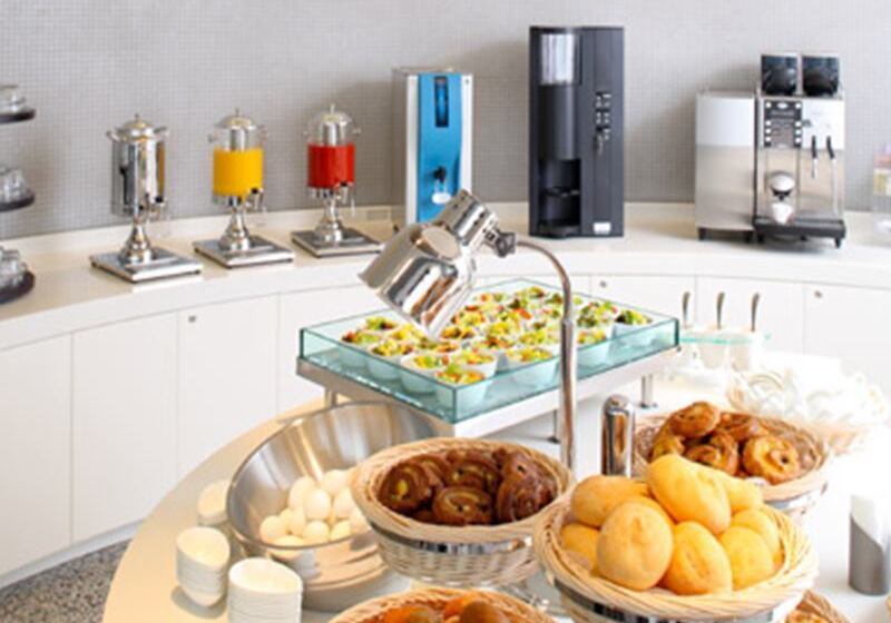 هتل Naha Tokyu Rei