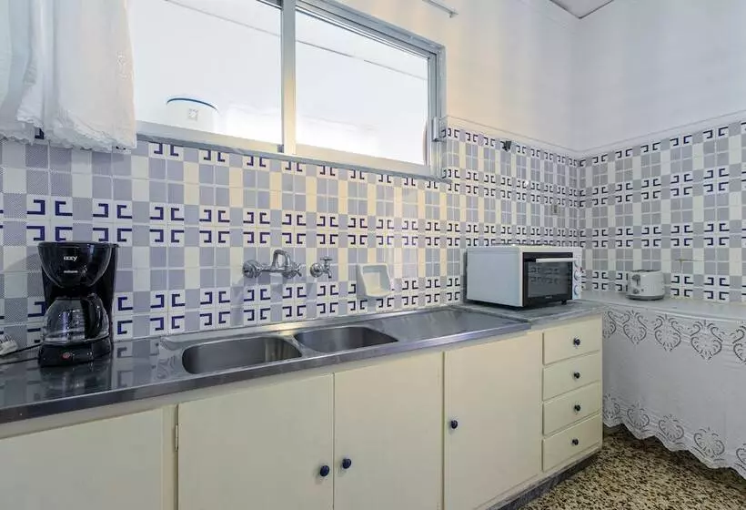 Orestis Hotel Sea View Apartments