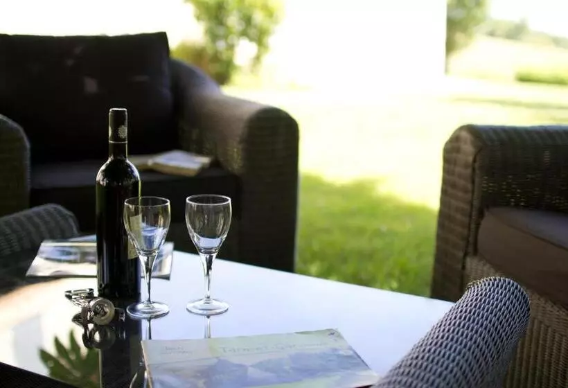 乡村酒店  Le Farat Bed & Breakfast