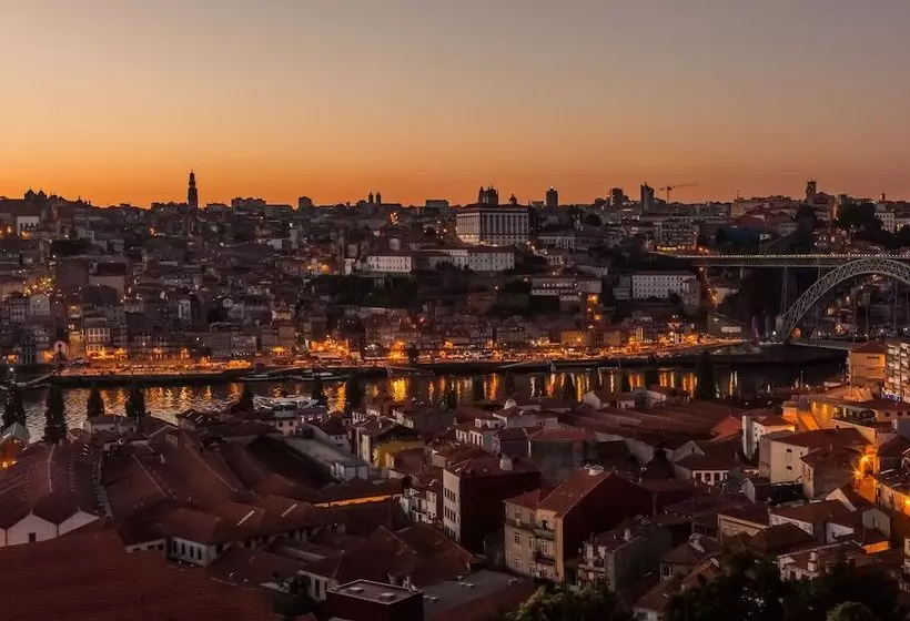 ホテル The Yeatman