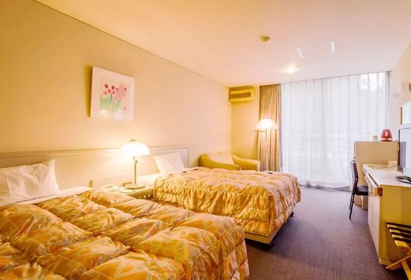 Отель Tsumagoi Resort Sai No Sato