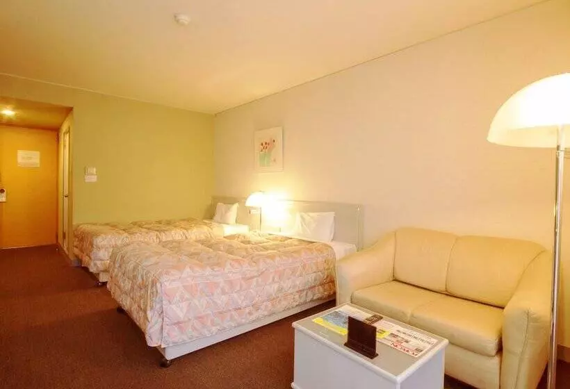 Отель Tsumagoi Resort Sai No Sato