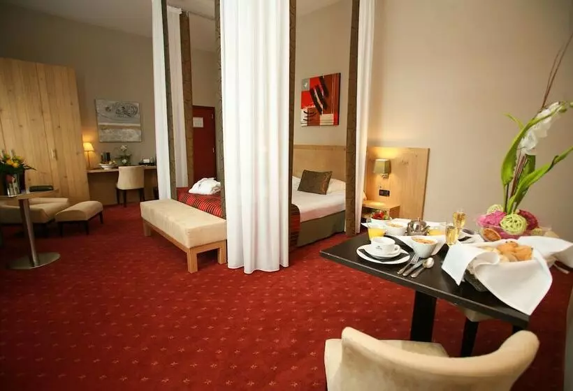 هتل Verviers Van Der Valk