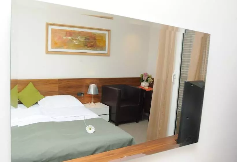 Отель Vrilo Adults Only