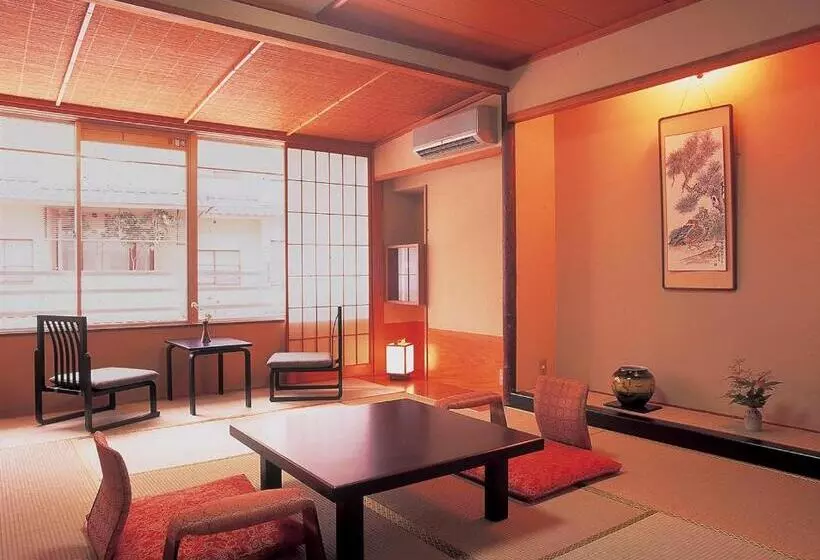 Отель Yamashiro Onsen Yuzankaku