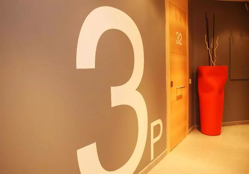 Mh Apartments Suites