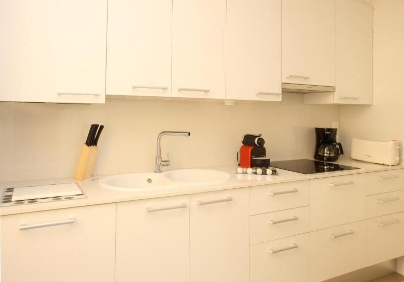 Mh Apartments Suites