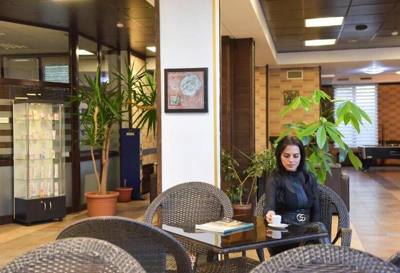 Royal Bansko Half Board Plus & All Inclusive Light Hot Pool & Jacuzzis