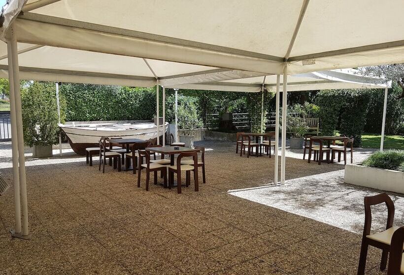 בית מלון כפרי Eurovil