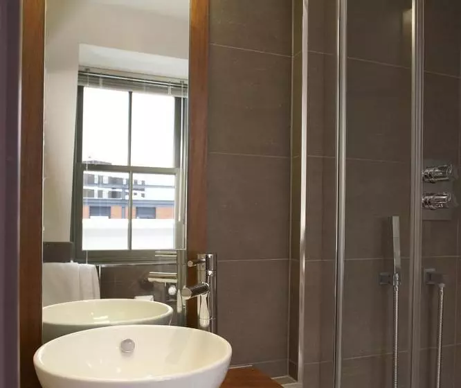 Best Western Maitrise Suites Apartment Hotel