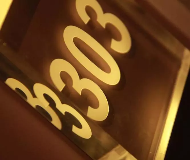 Best Western Maitrise Suites Apartment Hotel