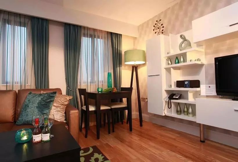 Best Western Maitrise Suites Apartment Hotel