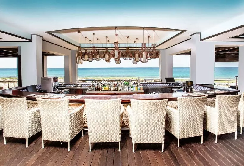 בית מלון כפרי Avani Pemba Beach