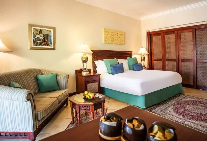 בית מלון כפרי Avani Pemba Beach