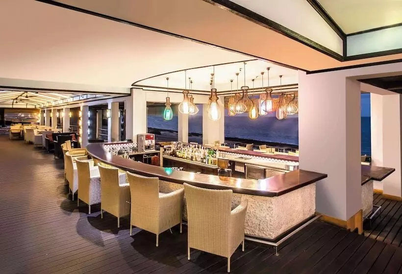 בית מלון כפרי Avani Pemba Beach