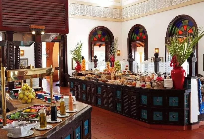 בית מלון כפרי Avani Pemba Beach