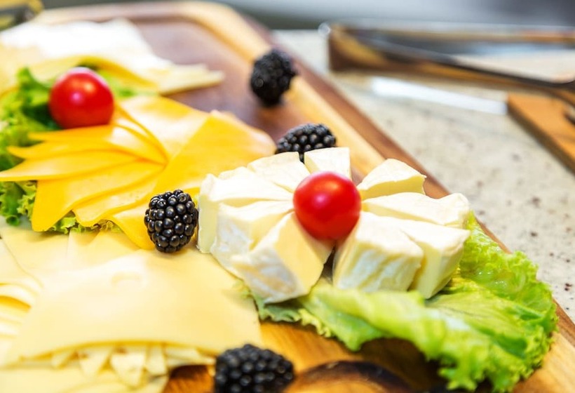 City Avenue Hotel By Hmg Free Parking Free Wi Fi