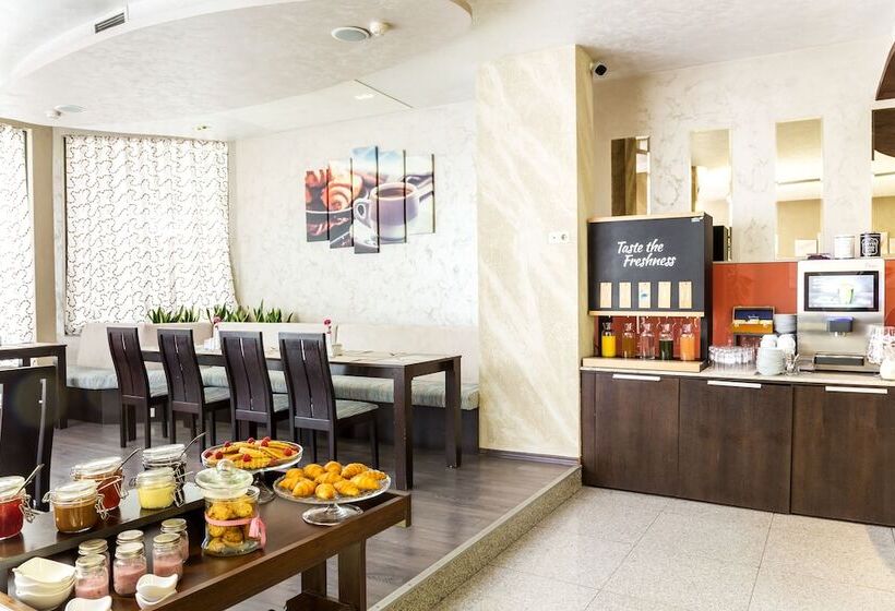 City Avenue Hotel By Hmg Free Parking Free Wi Fi