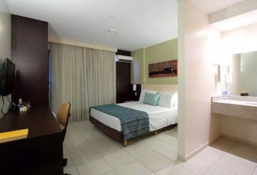Comfort Hotel Goiânia