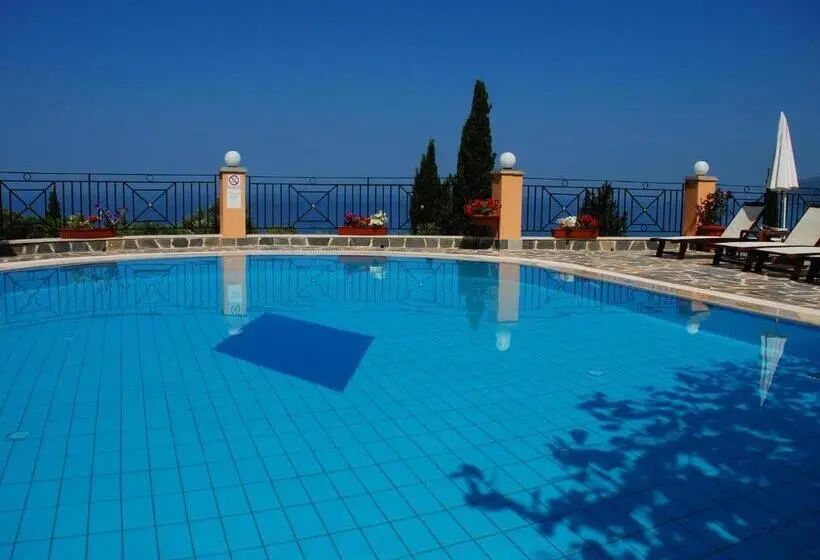 Hotelli Dina's Paradise