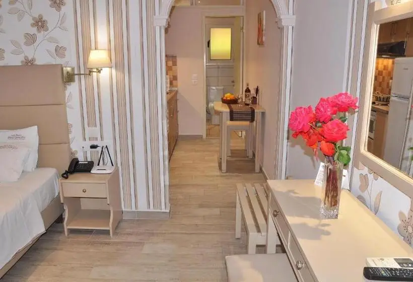 Hotelli Dina's Paradise