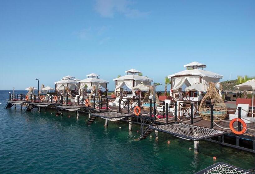 ホテル Granada Luxury Okurcalar