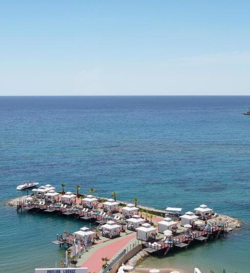 ホテル Granada Luxury Okurcalar