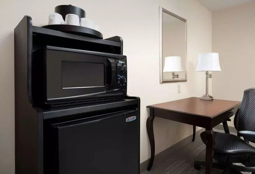 호텔 Hampton Inn Lenoir City