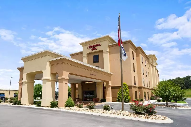 호텔 Hampton Inn Lenoir City