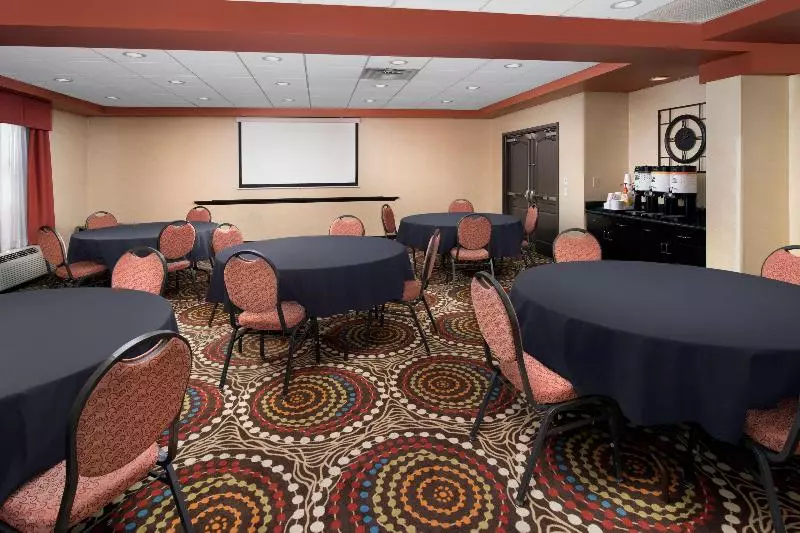 호텔 Hampton Inn Lenoir City