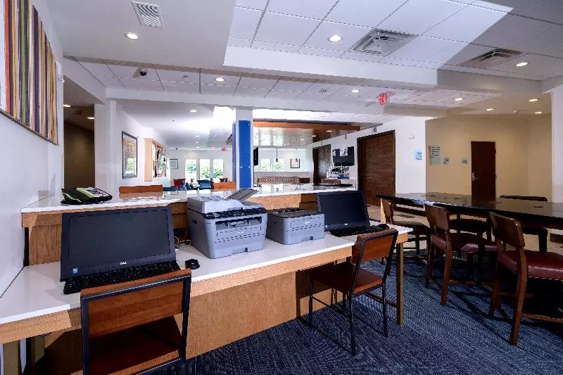 Holiday Inn Express Hotel & Suites La Porte, An Ihg
