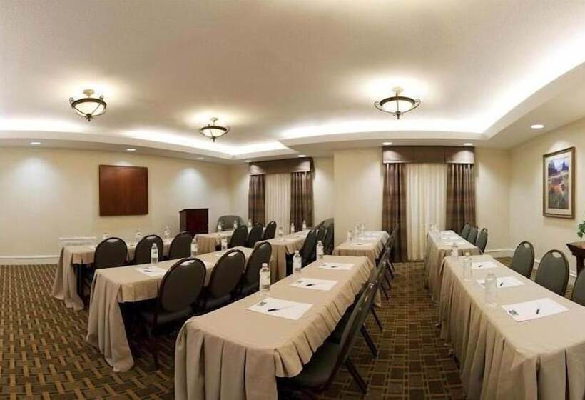 호텔 Holiday Inn Express & Suites Waxahachie, An Ihg