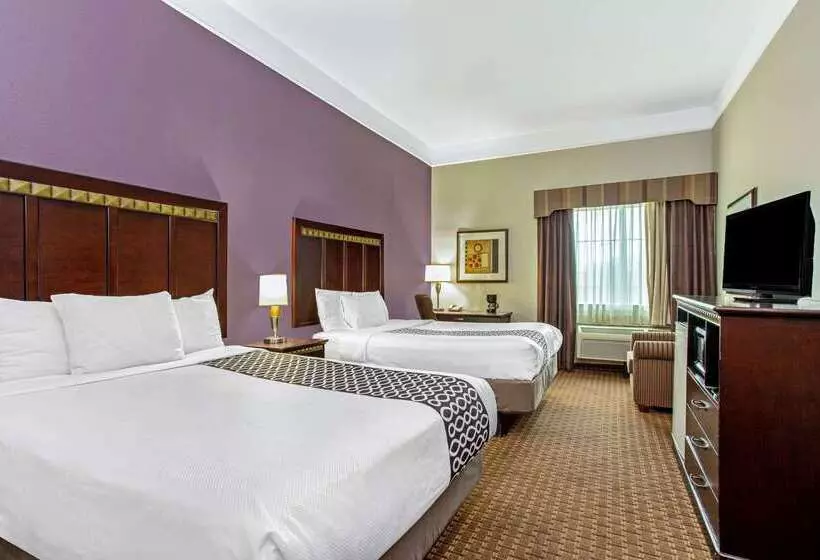 酒店 La Quinta Inn & Suites By Wyndham Cleburne