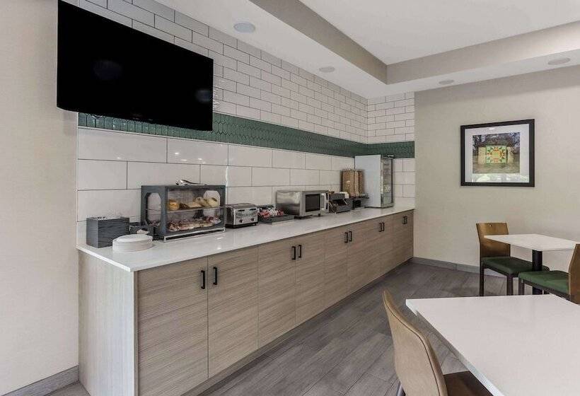 호텔 Mainstay Suites Bourbonnais Kankakee